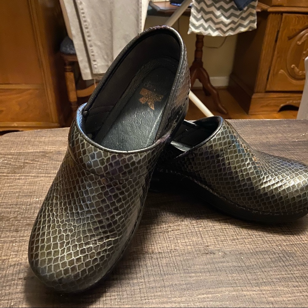 Dansko Women’s Professional Clog-Slip on.